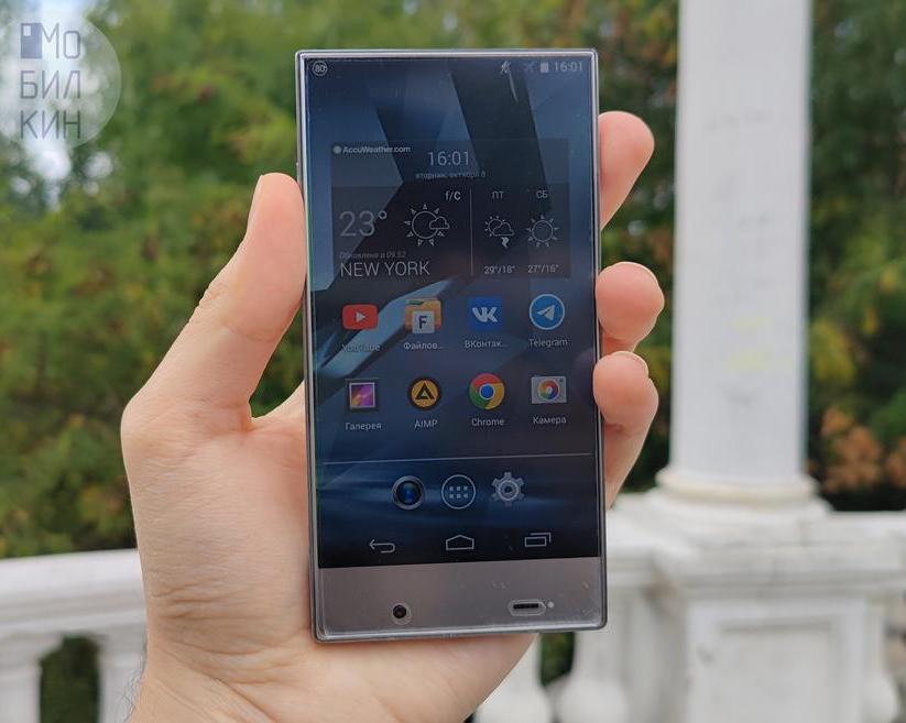Как десять лет назад выглядел смартфон из будущего: обзор Sharp Aquos Crystal / Смартфоны и телефоны / iXBT Live