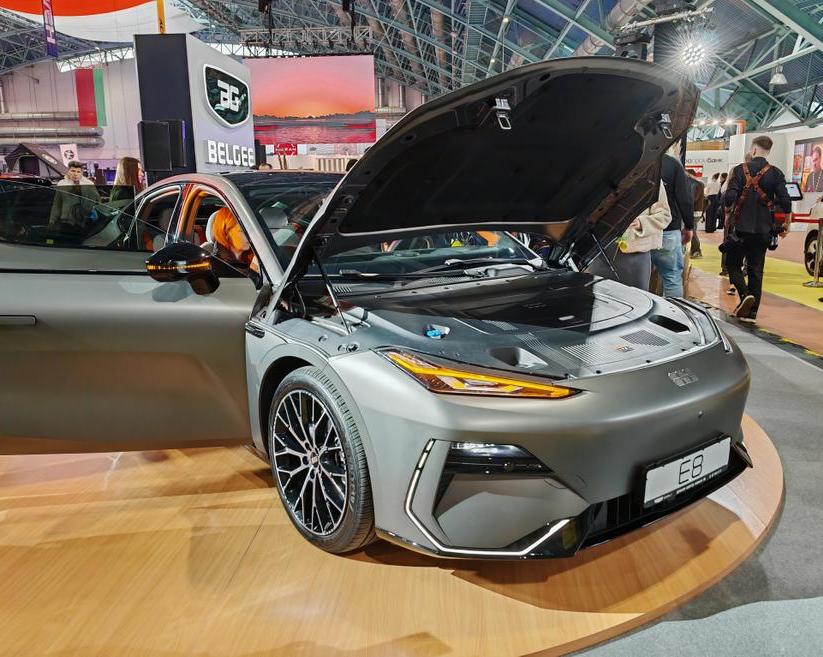 Выбран самый популярный автомобиль международного автосалона Моторшоу 2024 / Авто и транспорт / iXBT Live